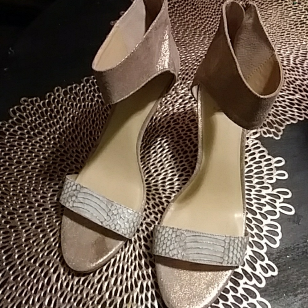Levity Heels